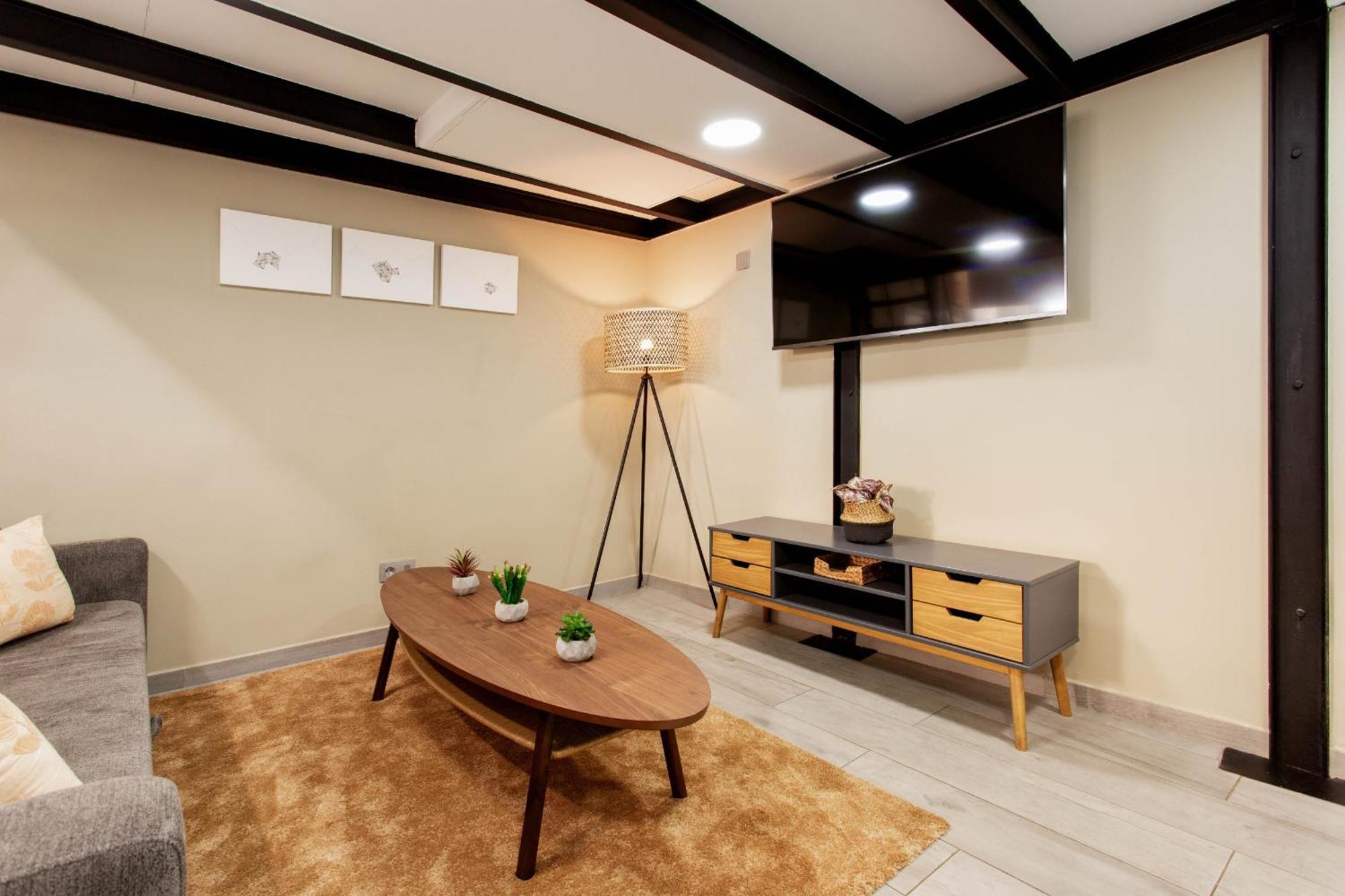 Apartmán Tirso Loft En Madrid Exteriér fotografie